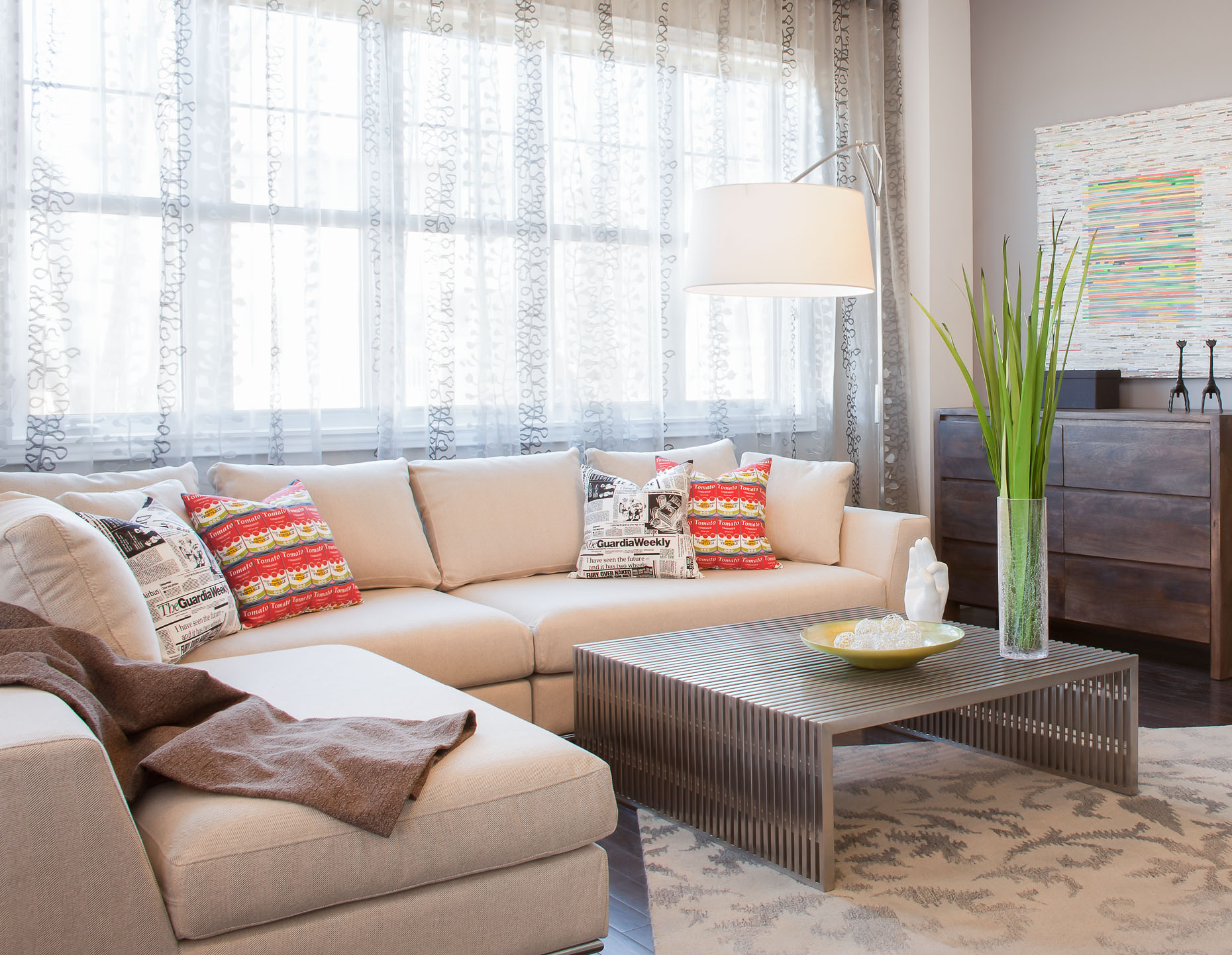 Geranium Homes Model Home Living Room in Stouffville